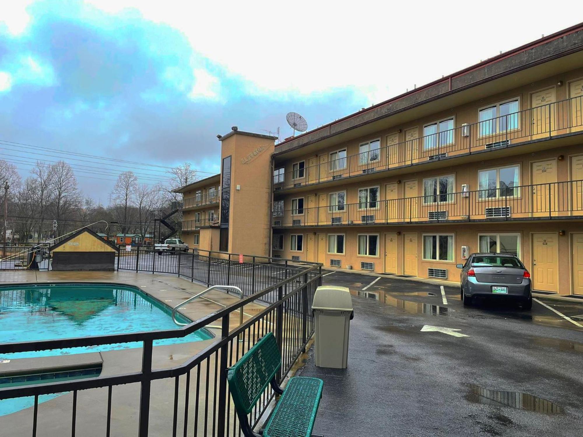 Tennessee Mountain Lodge Pigeon Forge Exterior foto